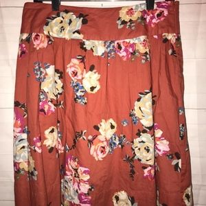 GARNET HILL FLORAL SKIRT SIZE 12